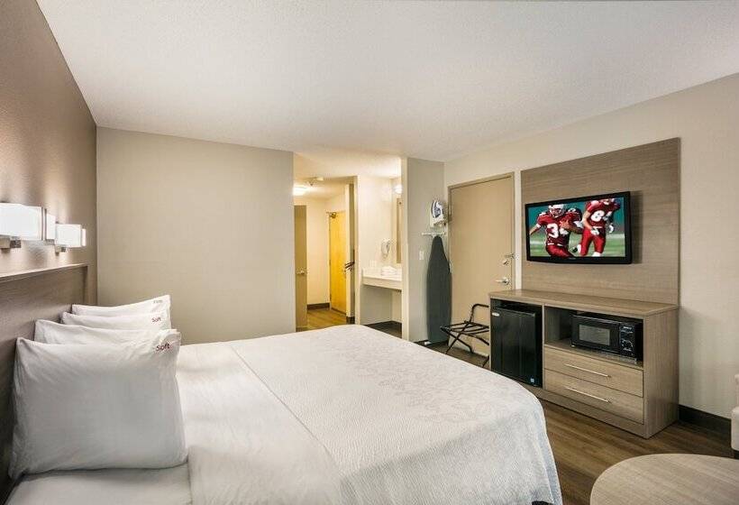 هتل Red Roof Inn Plus+ Boston   Logan