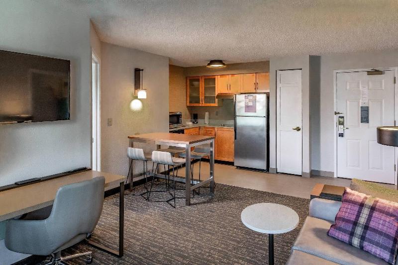 هتل Residence Inn By Marriott Anchorage Midtown
