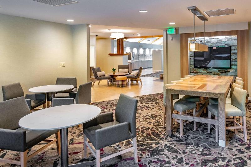 Hotel Residence Inn Anchorage Midtown