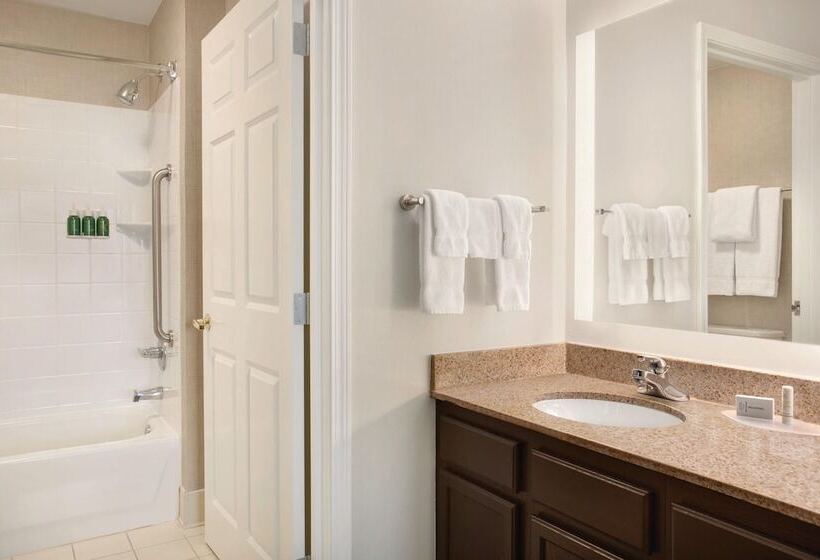 هتل Residence Inn By Marriott Buffalo Galleria Mall