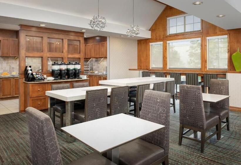 هتل Residence Inn Chico