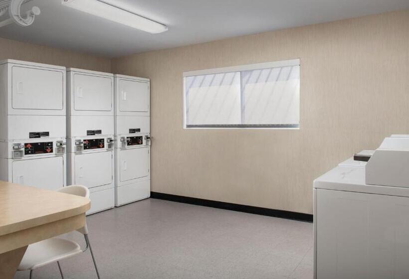 هتل Residence Inn Chico