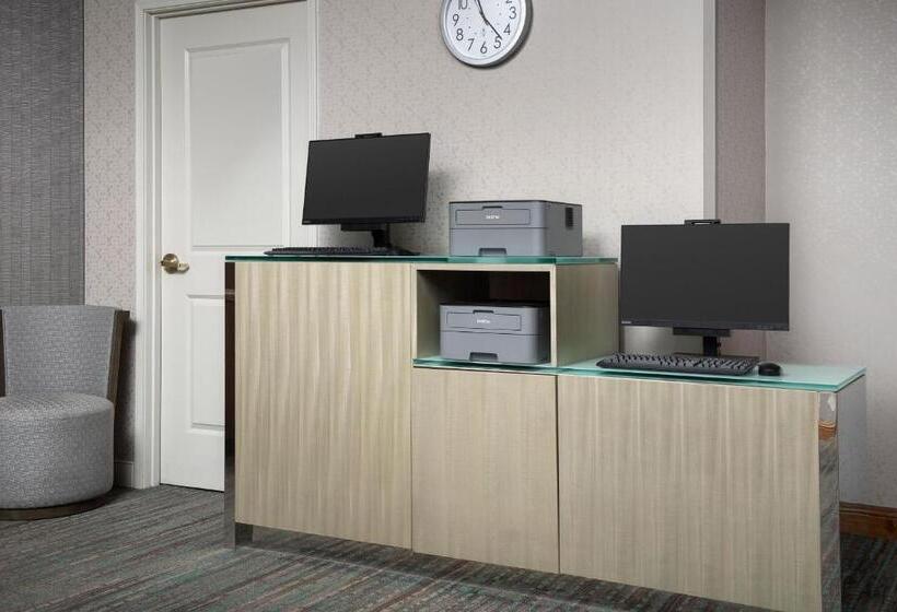 هتل Residence Inn Chico