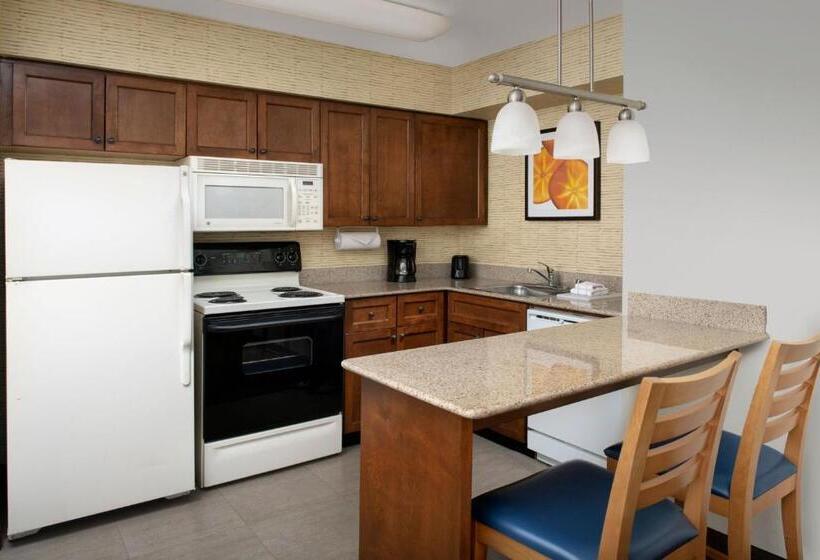 هتل Residence Inn Chico
