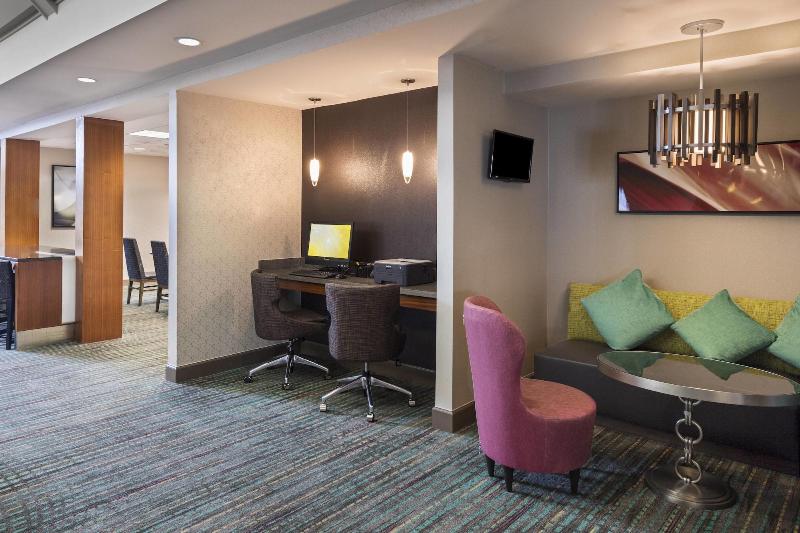 هتل Residence Inn Huntsville