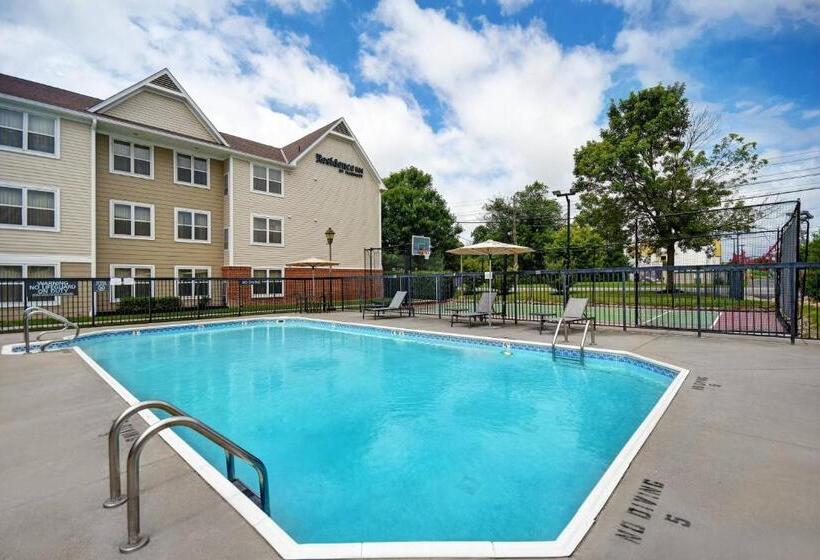 هتل Residence Inn Louisville Airport