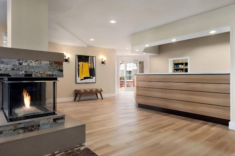 Отель Residence Inn By Marriott Vacaville