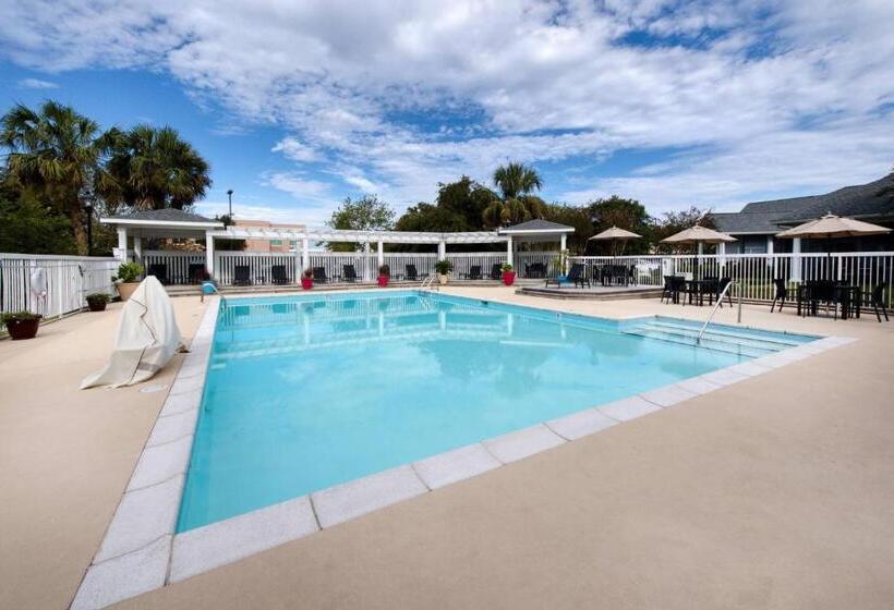 هتل Residence Inn By Marriott Wilmington Landfall