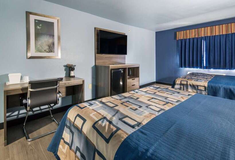 בית מלון כפרי Rodeway Inn Carrollton I 35e