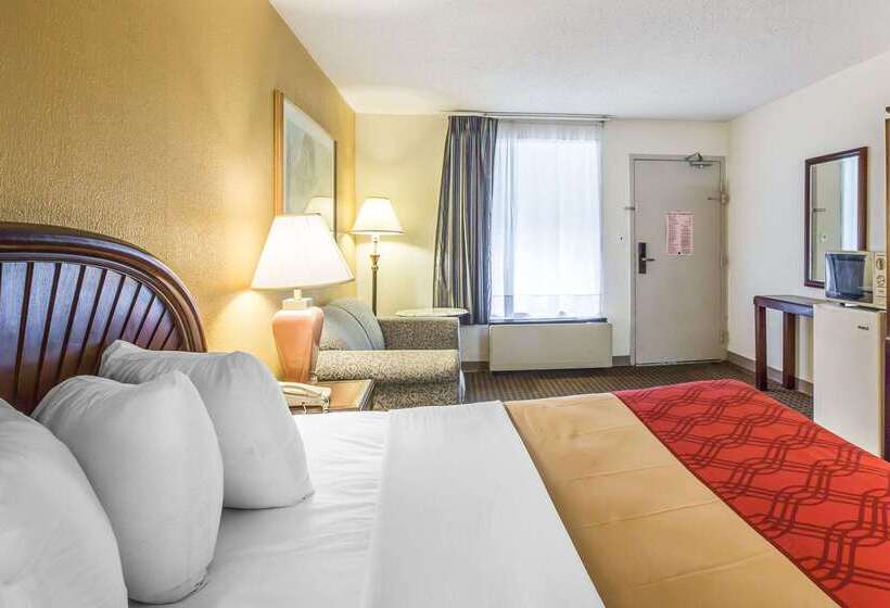 هتل Rodeway Inn & Suites