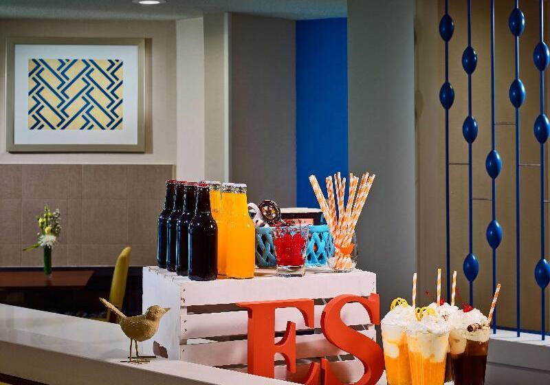 هتل Sonesta Es Suites Dallas  Las Colinas