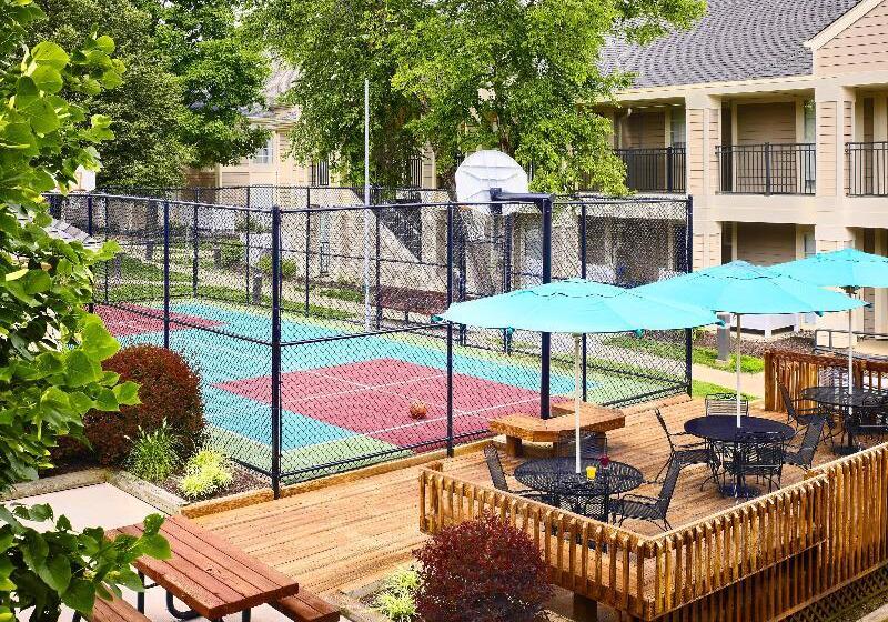 هتل Sonesta Es Suites St. Louis Westport