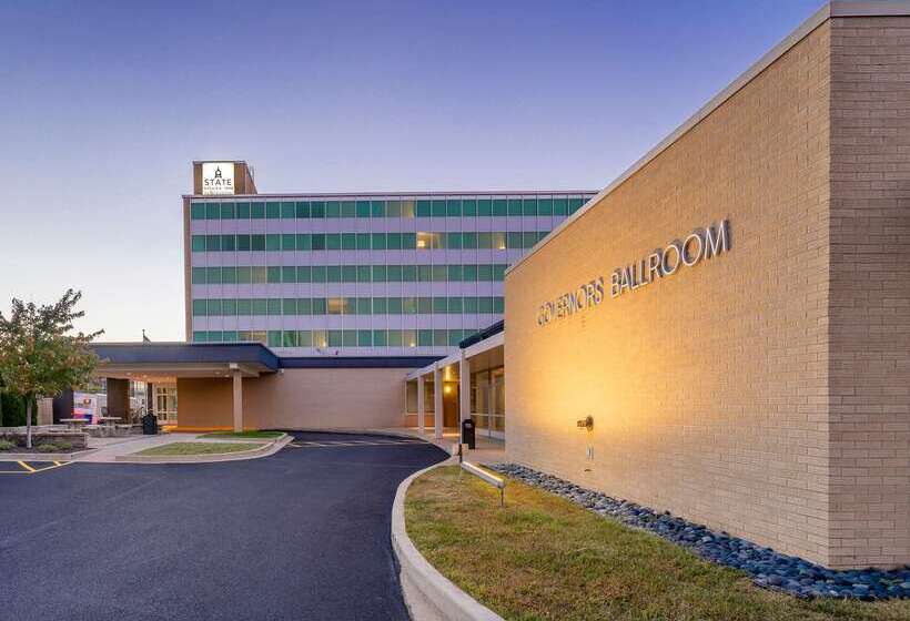 هتل State House Inn