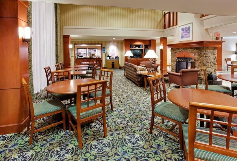 هتل Staybridge Suites Allentown Airport Lehigh Valley