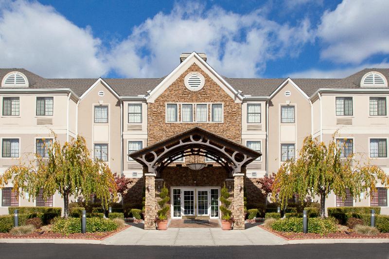 هتل Staybridge Suites Columbus Airport By Ihg