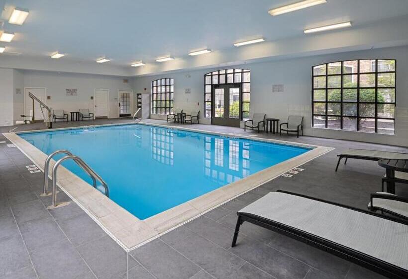 هتل Staybridge Suites Columbus Dublin, An Ihg