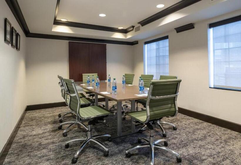 هتل Staybridge Suites Columbus Dublin, An Ihg