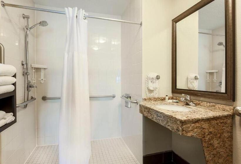 هتل Staybridge Suites Columbus Dublin, An Ihg