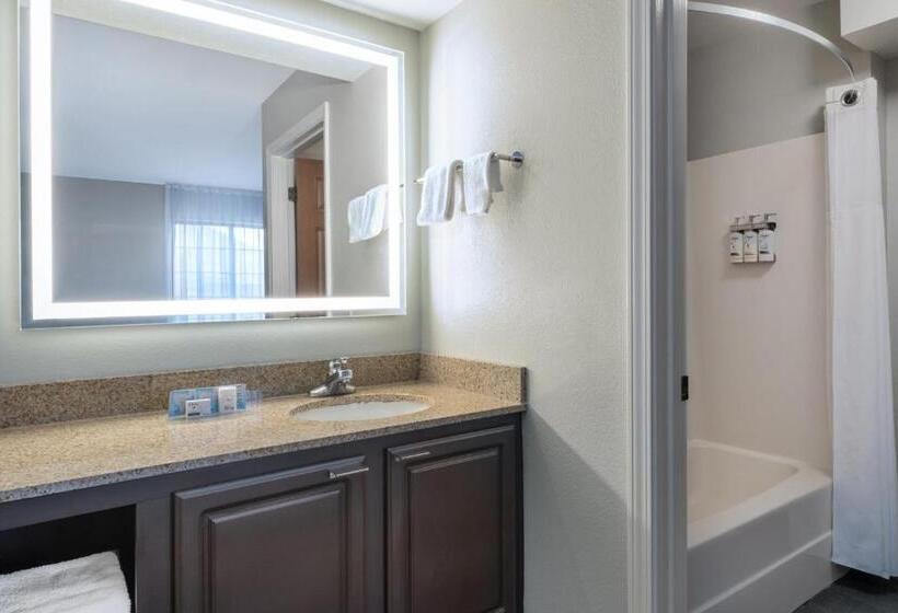 هتل Staybridge Suites Columbus Dublin, An Ihg