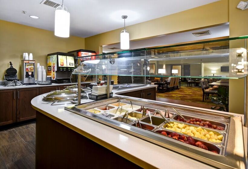 هتل Staybridge Suites Grand Rapids Kentwood, An Ihg