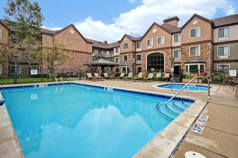 هتل Staybridge Suites Grand Rapids Kentwood, An Ihg
