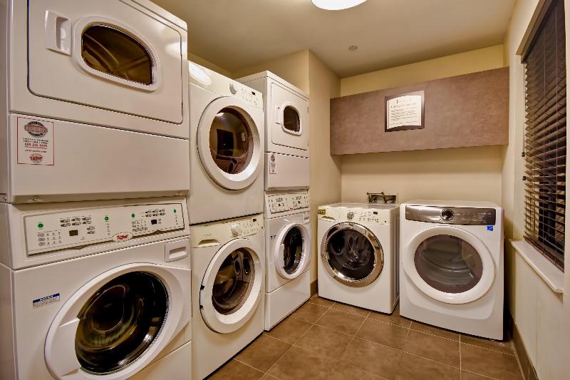 هتل Staybridge Suites Middleton/madison West, An Ihg