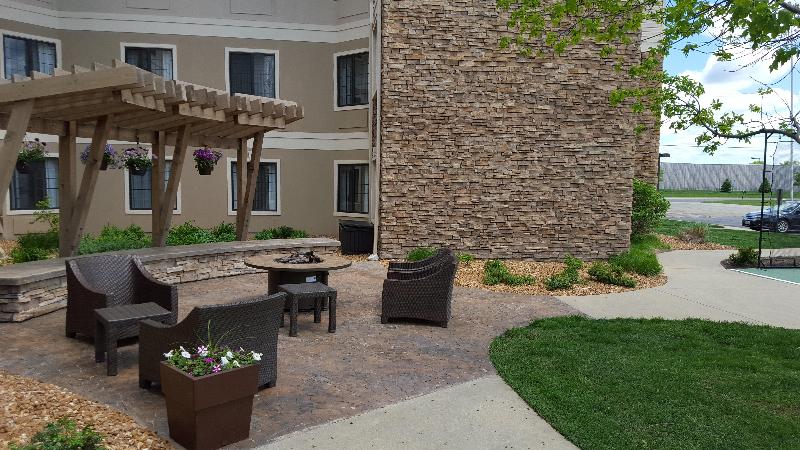 هتل Staybridge Suites South Springfield By Ihg