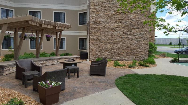 هتل Staybridge Suites South Springfield By Ihg