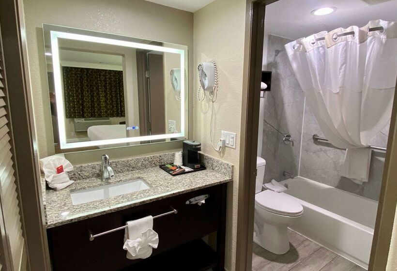 Surestay Hotel By Best Western Santa Cruz