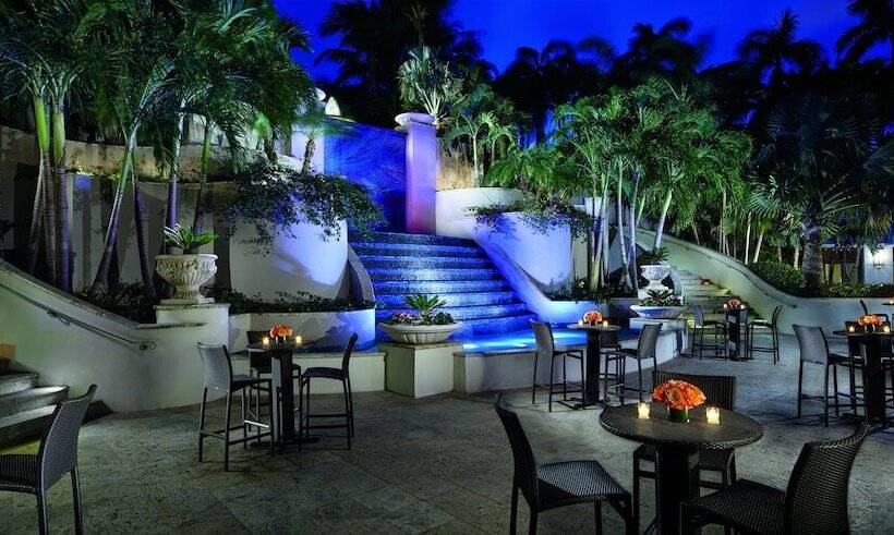 هتل The Ritzcarlton Coconut Grove, Miami