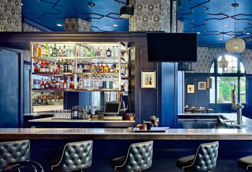 هتل The Royal Sonesta Chase Park Plaza St. Louis