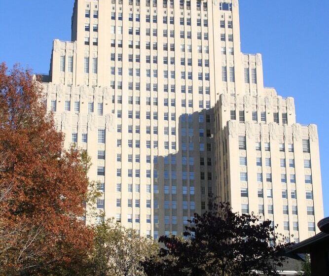 هتل The Royal Sonesta Chase Park Plaza St. Louis