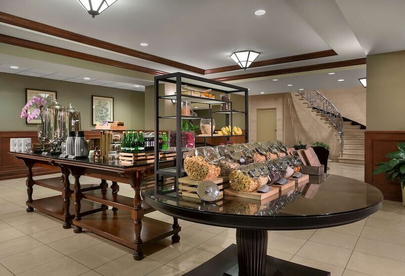 هتل The Royal Sonesta Chase Park Plaza St. Louis