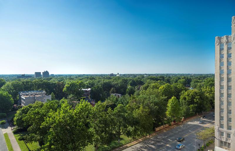 هتل The Royal Sonesta Chase Park Plaza St. Louis