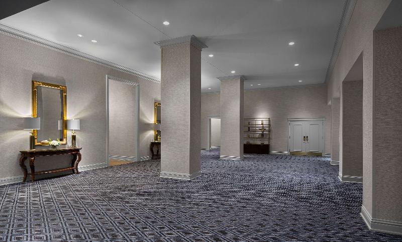 هتل The Royal Sonesta Chase Park Plaza St. Louis