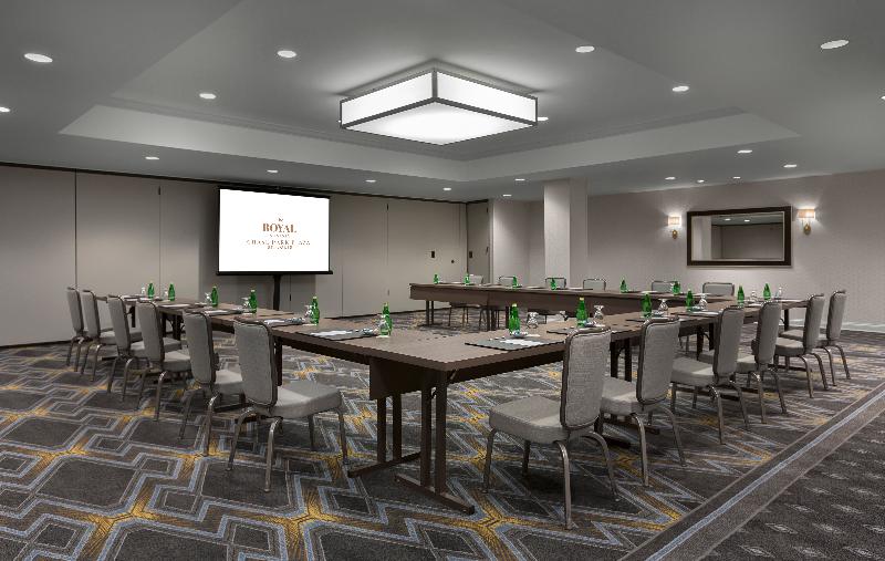 هتل The Royal Sonesta Chase Park Plaza St. Louis