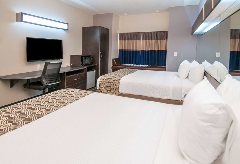 Microtel Inn And Suites Lafayette