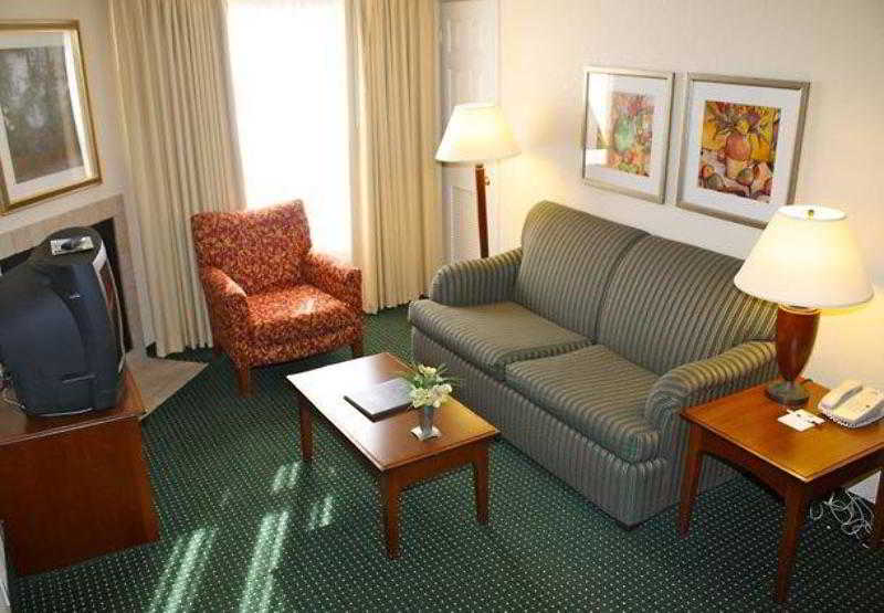Residence Inn By Marriott Rogers