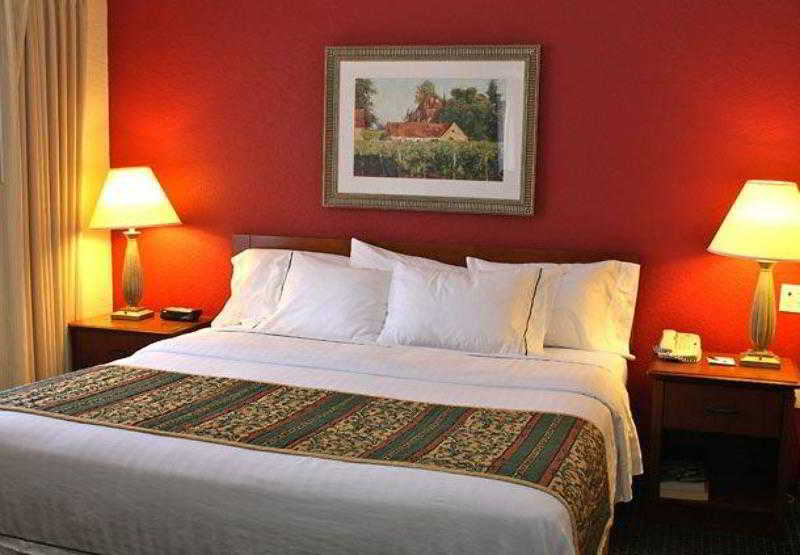 Residence Inn By Marriott Rogers