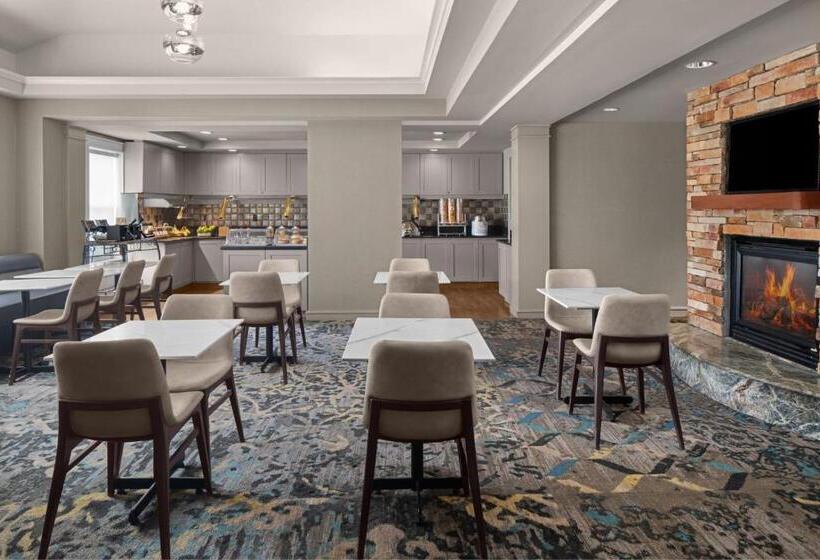 Residence Inn Long Island Holtsville