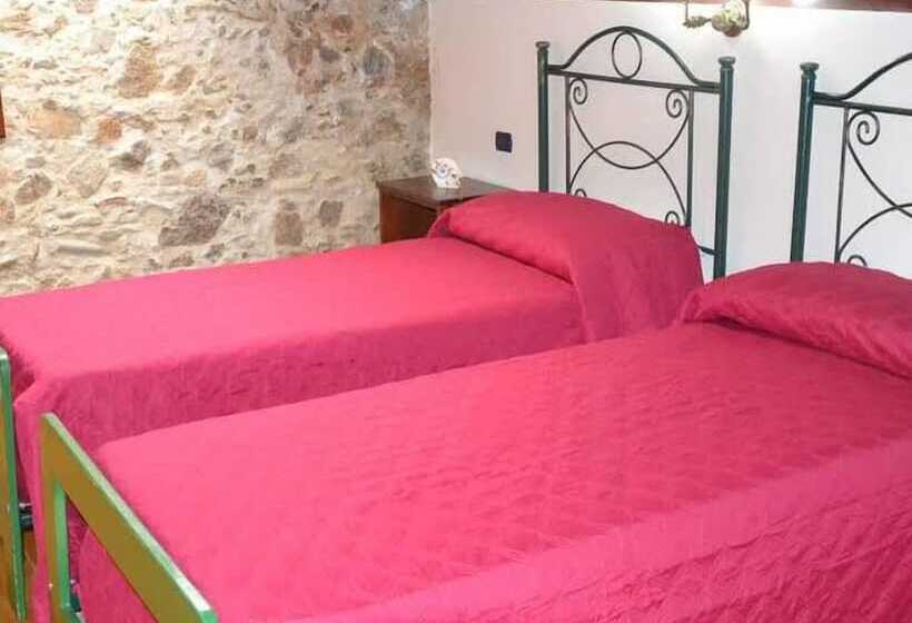 مبيت وإفطار La Roccia