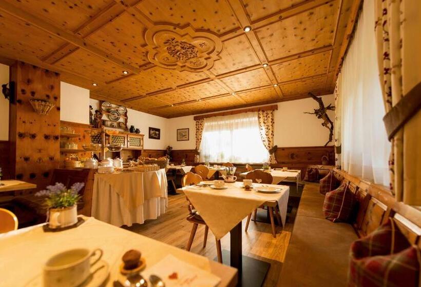 Garni Hotel Geier