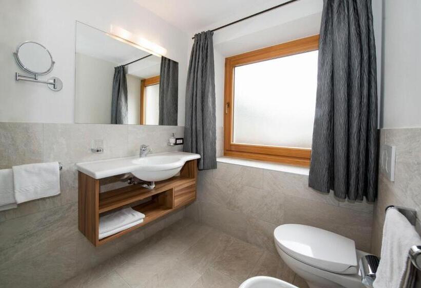 Garni Hotel Geier