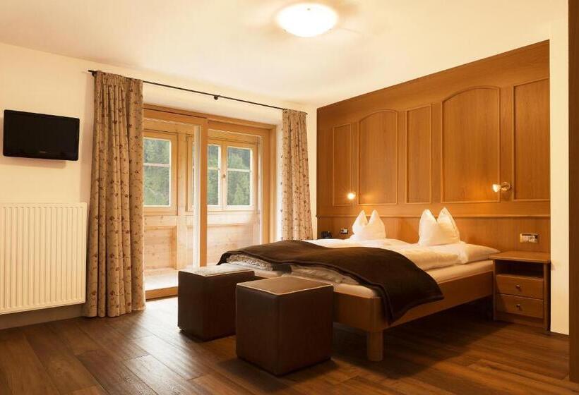 Garni Hotel Geier