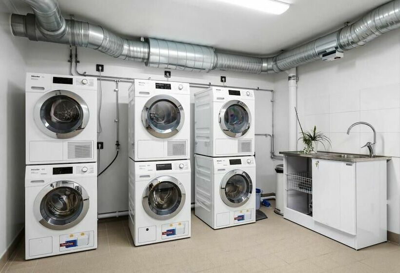 Hoom Home & Hotel Sollentuna