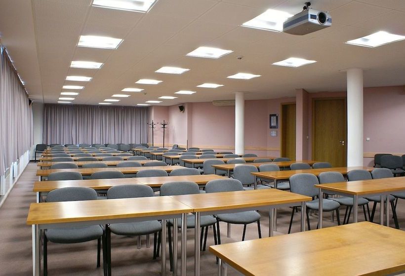 Отель Akademie