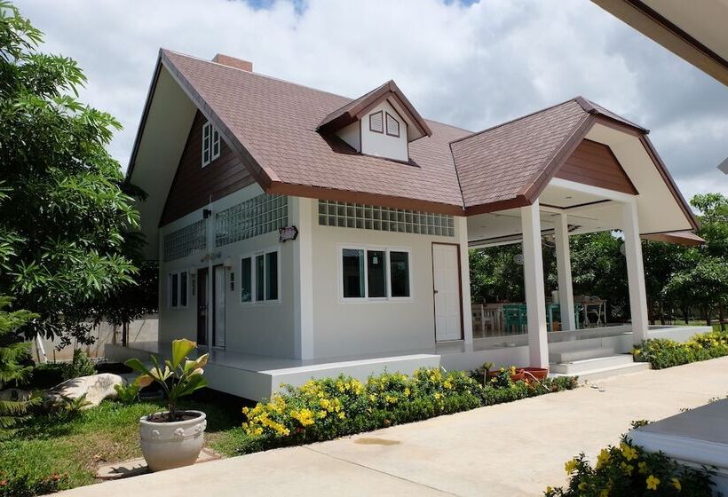 호텔 Bualuang Boutique Resort