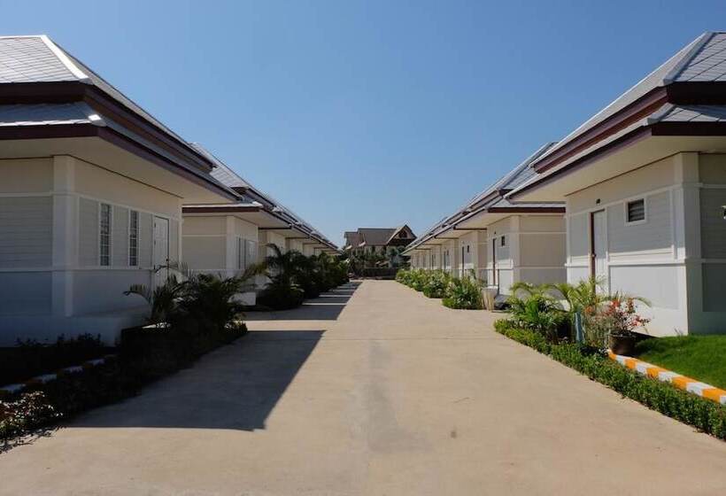 호텔 Bualuang Boutique Resort
