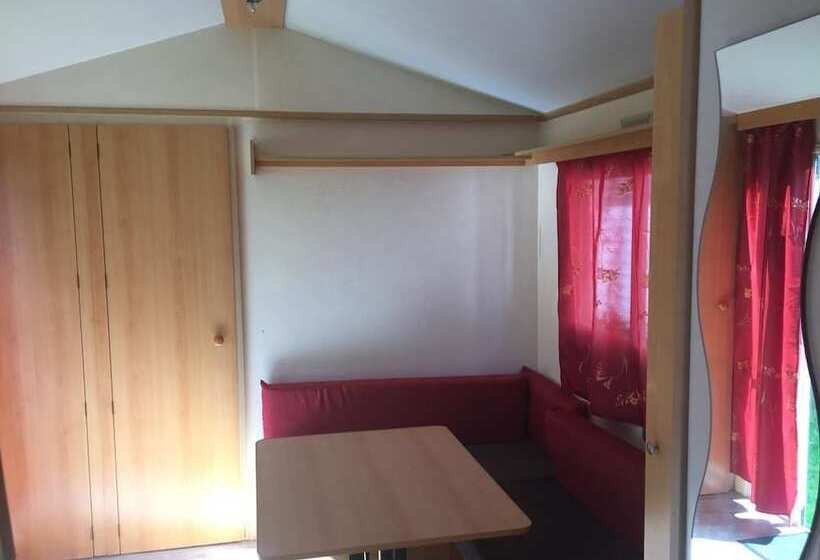 Отель Camping De Lagraulière
