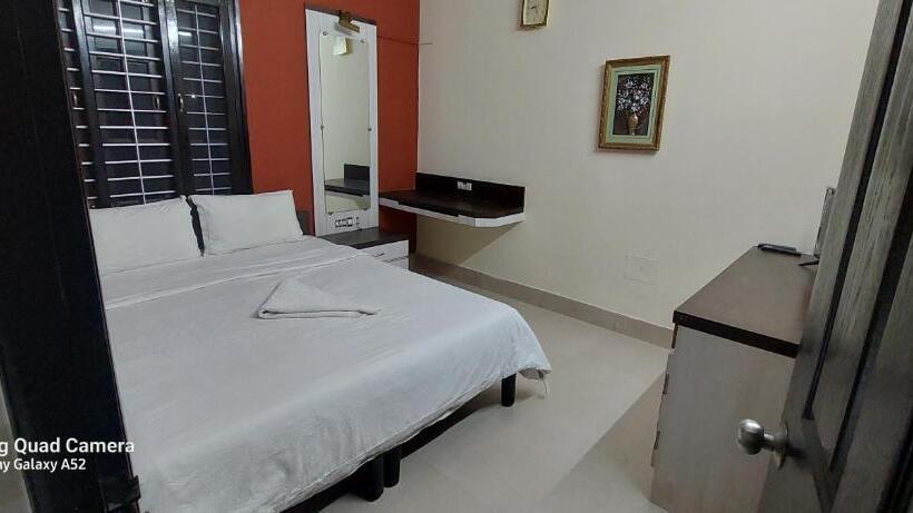 فندق Jk Residency